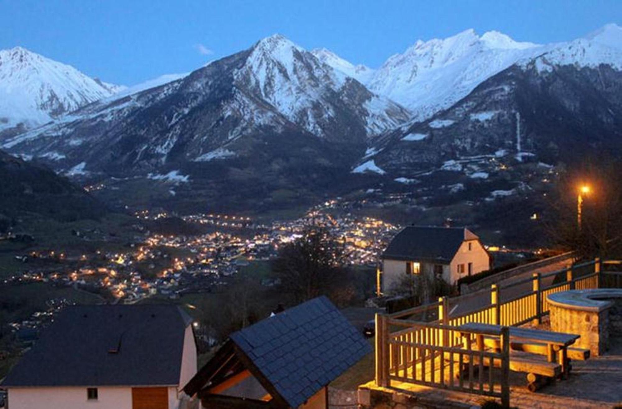 Hotel Le Montaigu Luz-Saint-Sauveur Bagian luar foto